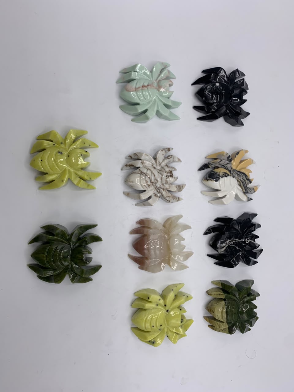Outstanding Quality Crystal Spiders