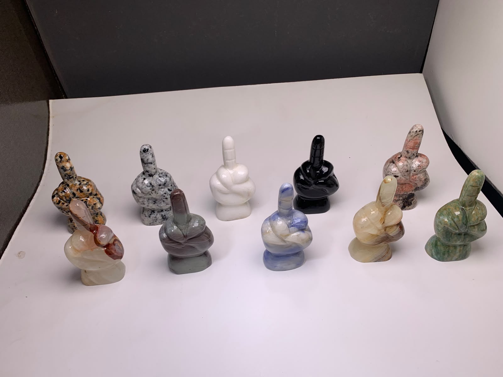 Outstanding Design Middle Finger Top Quality • 100% Natural