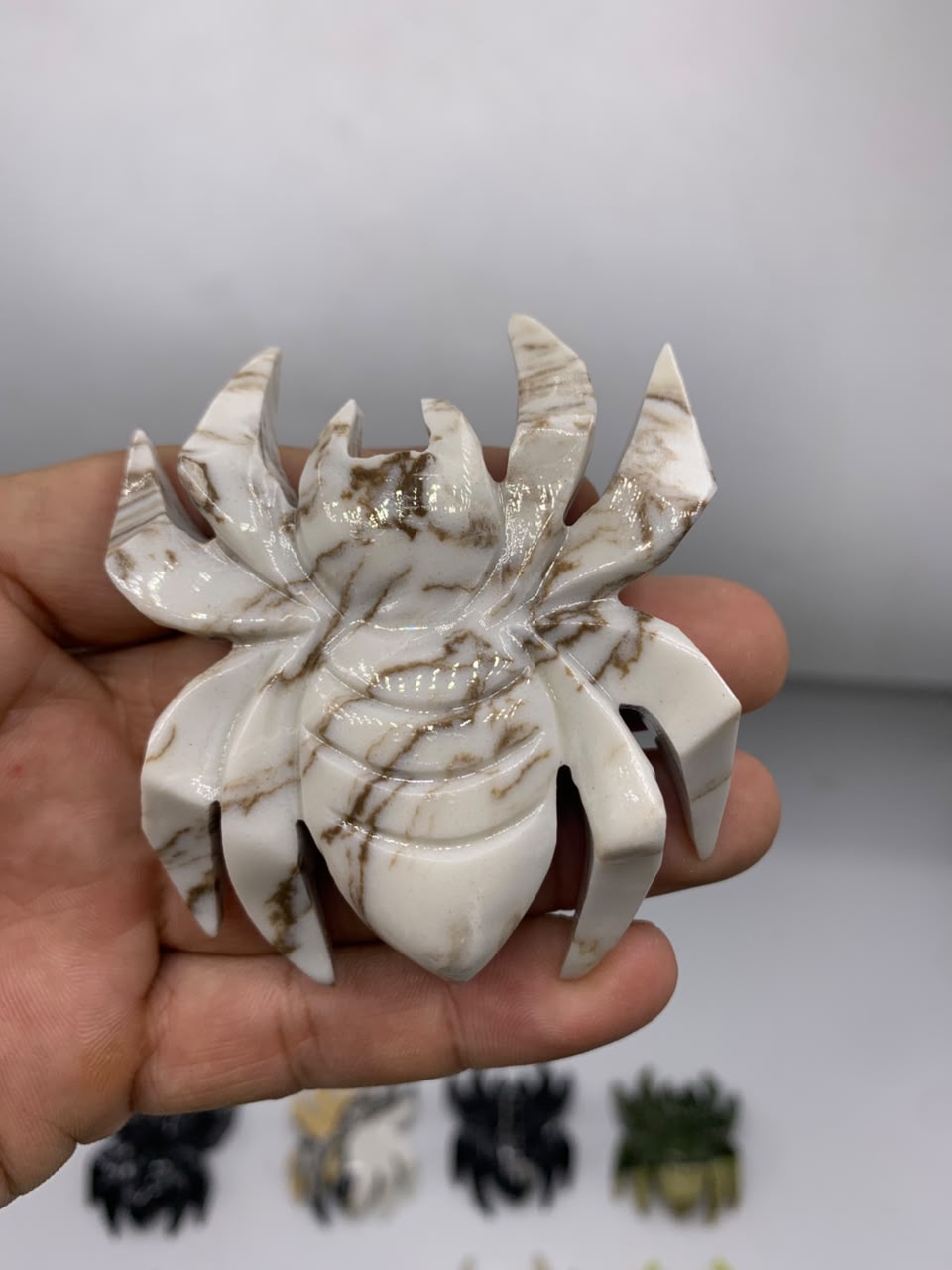 Outstanding Quality Crystal Spiders thumbnail 3